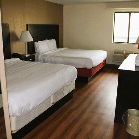 Oyo Hotel Tulsa Ok, I-44 ภายนอก รูปภาพ