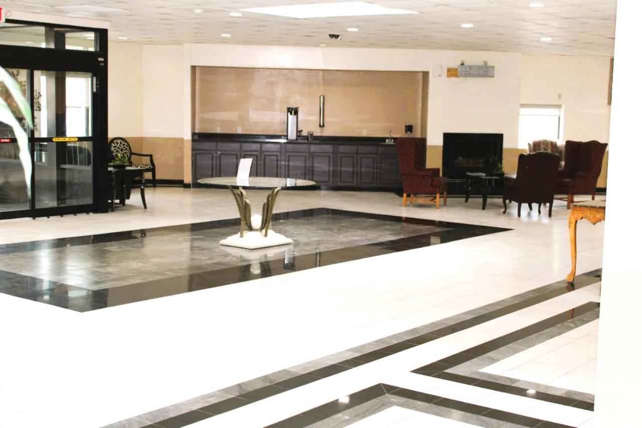 Oyo Hotel Tulsa Ok, I-44 ภายนอก รูปภาพ