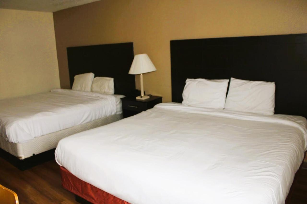 Oyo Hotel Tulsa Ok, I-44 ภายนอก รูปภาพ